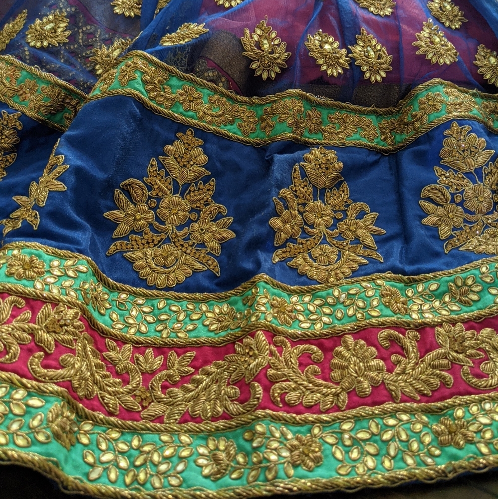Gorgeous Indian bridal indo-western dress-like new - Picture 7 of 13